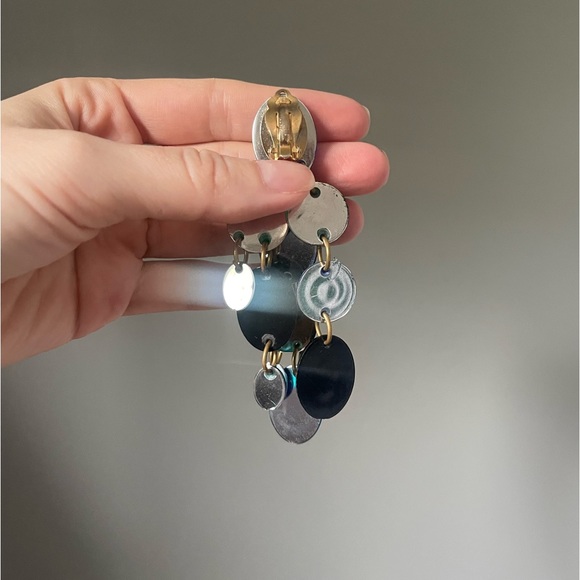 Amy Jo New York Blue Crystal Long Dangle Earrings - Picture 2 of 9